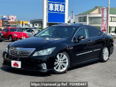 Toyota Crown Hybrid