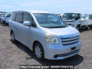 Toyota Noah ZRR70G