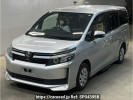 Toyota Voxy ZRR80G