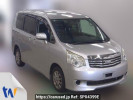 Toyota Noah ZRR75G