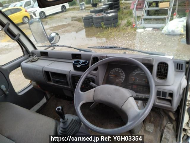 Buy Used 1992 Nissan Atlas SP4F23 (YGH03354) - Carused.jp