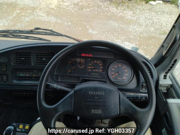 Used 2005 MT isuzu forward FRR35C3S Image[18]
