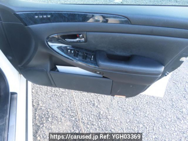 Used 2005 AT toyota crown GRS182 Image[29]