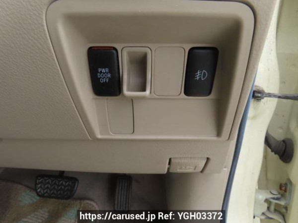 Used 2003 AT toyota raum NCZ20 Image[32]