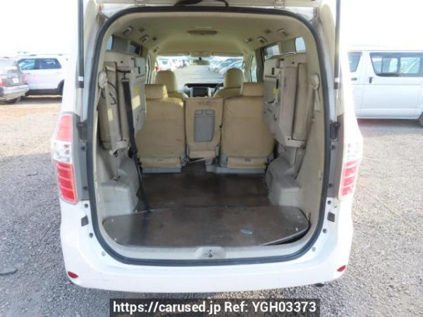 Used 2007 AT toyota noah ZRR70G Image[8]