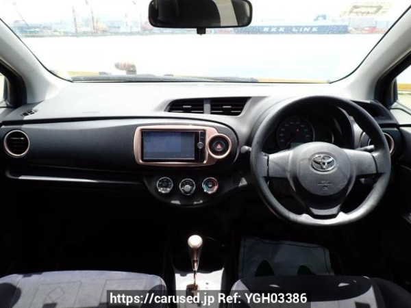 Used 2013 AT toyota vitz KSP130 Image[16]