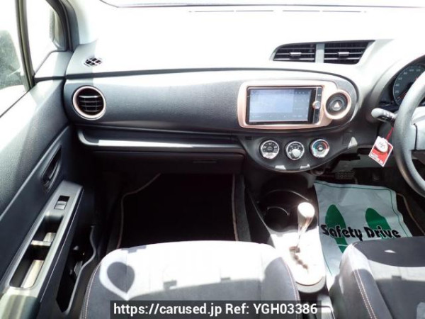 Used 2013 AT toyota vitz KSP130 Image[17]