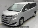 Toyota Noah ZWR80G