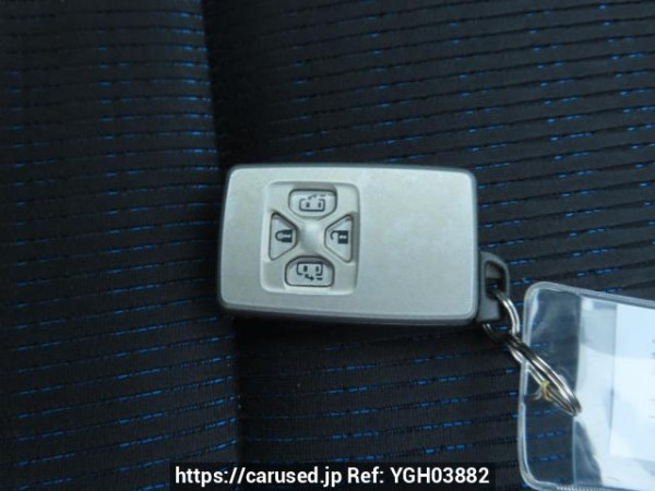 Used 2010 AT toyota voxy ZRR70W Image[28]