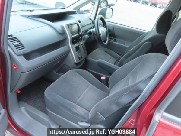 Used 2009 AT toyota voxy ZRR70G Image[14]