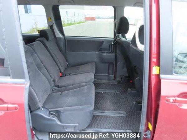 Used 2009 AT toyota voxy ZRR70G Image[16]