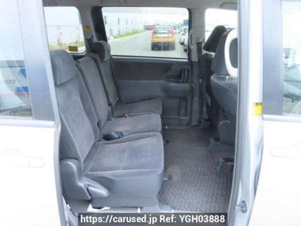 Used 2008 AT toyota noah ZRR70G Image[17]