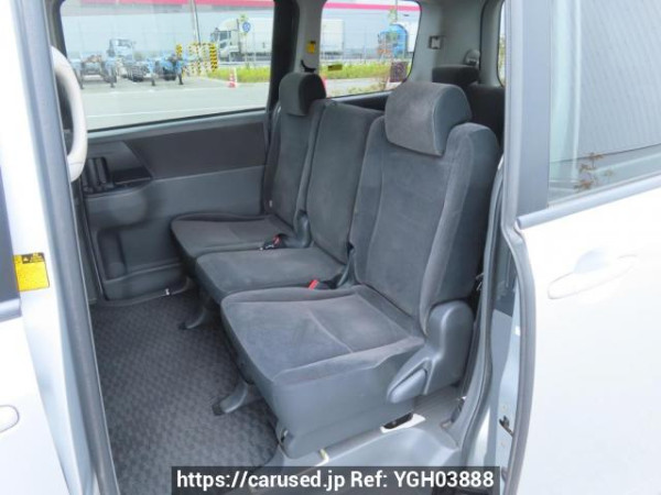 Used 2008 AT toyota noah ZRR70G Image[20]