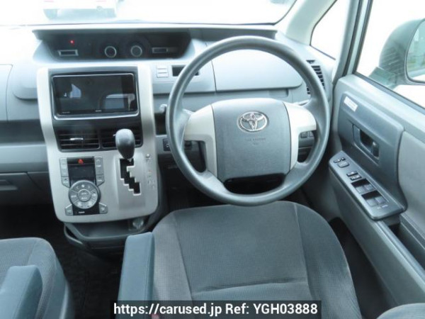 Used 2008 AT toyota noah ZRR70G Image[25]