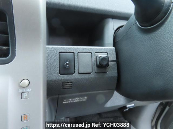 Used 2008 AT toyota noah ZRR70G Image[32]