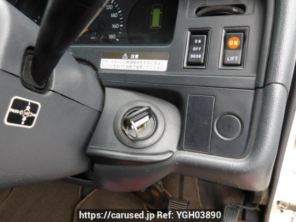 Used 2003 AT toyota hiace-commuter TRH124B Image[28]