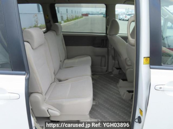 Used 2009 AT toyota noah ZRR70G Image[17]