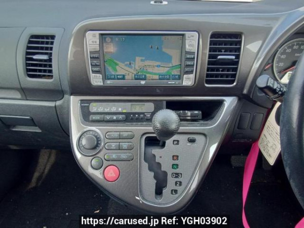 Used 2005 AT toyota wish ZNE10G Image[23]