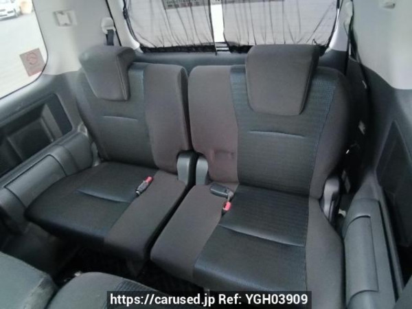 Used 2009 AT toyota voxy ZRR70W Image[17]