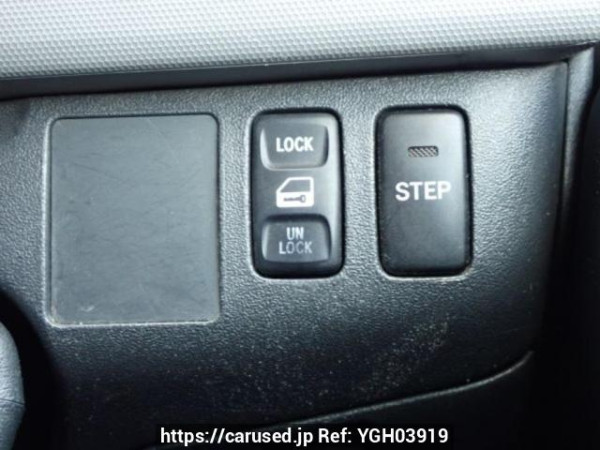 Used 2005 AT toyota hiace-van KDH205K Image[27]