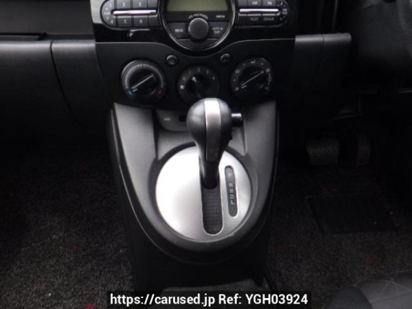 Used 2013 AT mazda demio DE3FS Image[19]