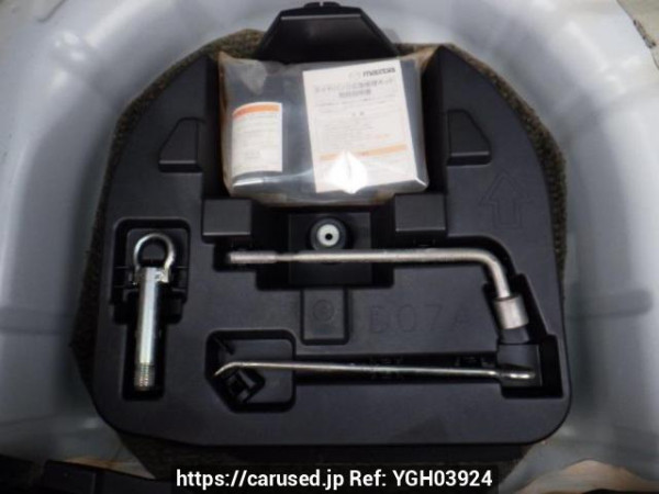 Used 2013 AT mazda demio DE3FS Image[32]