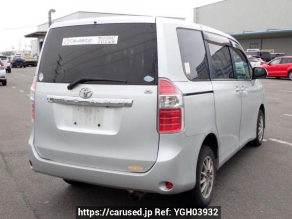 Used 2010 AT toyota noah ZRR75G Image[6]