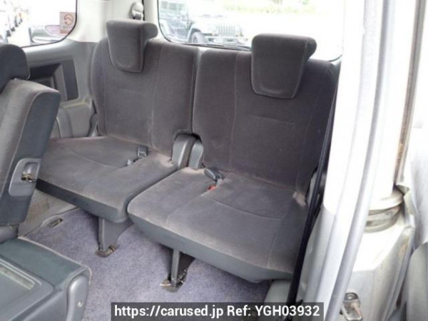 Used 2010 AT toyota noah ZRR75G Image[16]