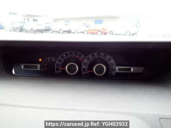 Used 2010 AT toyota noah ZRR75G Image[23]