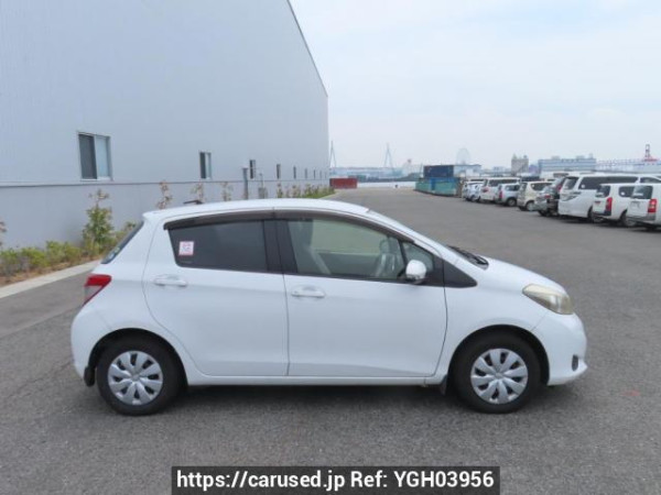 Used 2013 AT toyota vitz KSP130 Image[7]
