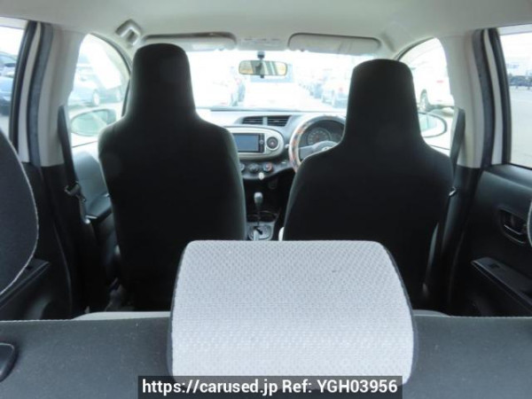 Used 2013 AT toyota vitz KSP130 Image[9]