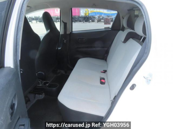 Used 2013 AT toyota vitz KSP130 Image[18]
