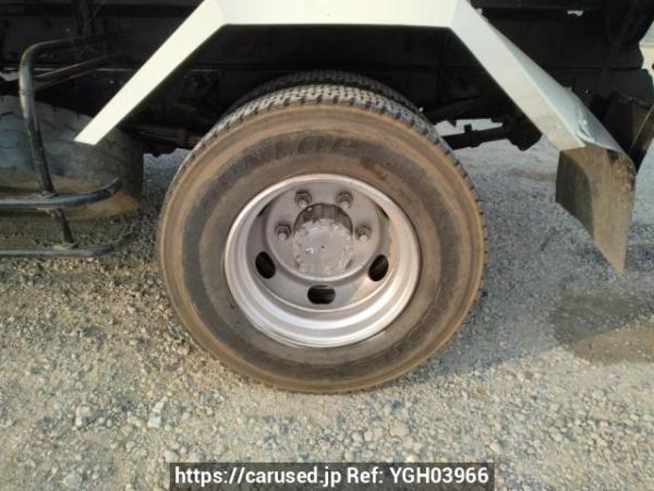 Used 2005 MT isuzu forward FRR35C3S Image[28]