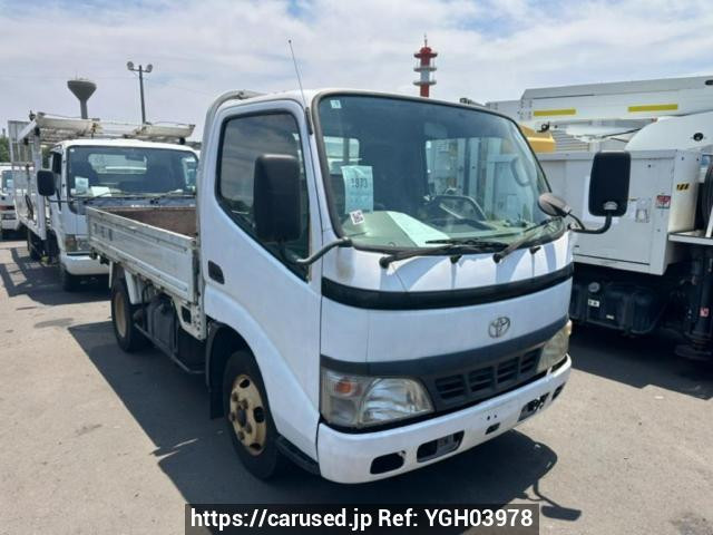 Toyota Dyna Truck 2006 from Japan