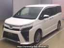 Toyota Voxy ZWR80W