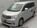 Toyota Noah ZRR70G