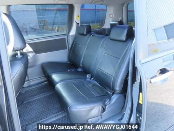 Used 2009 AT toyota voxy ZRR70W Image[20]