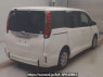 Used 2016 AT toyota noah ZRR80Gｶｲ Image[1]