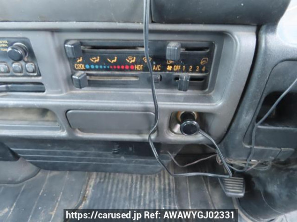 Used 1998 MT isuzu elf-truck NKR66ED Image[36]