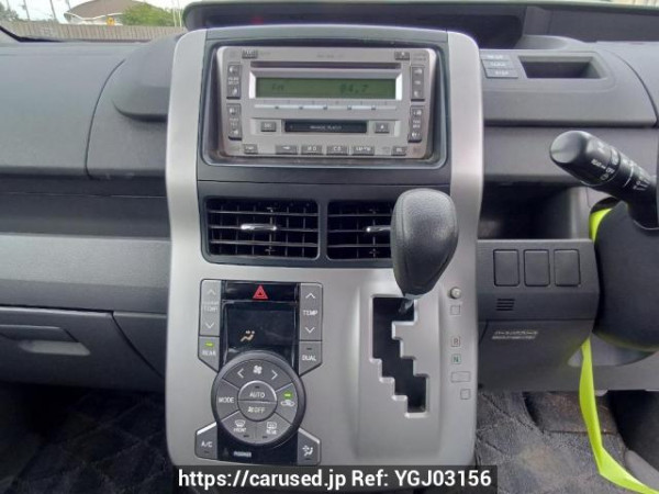 Used 2007 AT toyota noah ZRR70G Image[23]