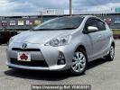 Toyota Aqua DAA-NHP10