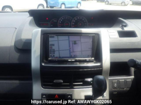 Used 2010 AT toyota noah ZRR70W Image[18]