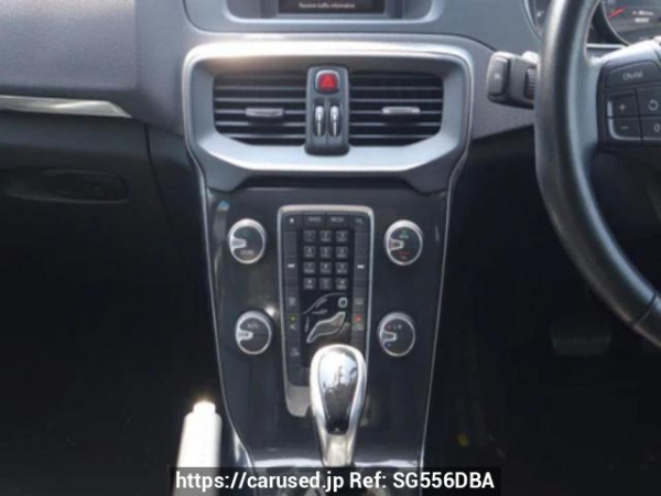 Used 2017 AT volvo v40 null Image[9]