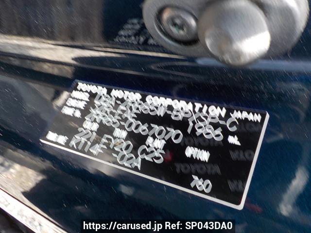 Nunua gari lililotumika 2016 Toyota Voxy ZRR85W (SP043DA0