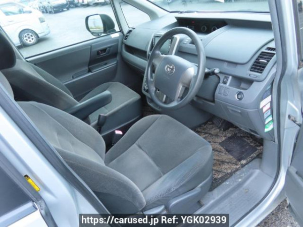 Used 2008 AT toyota noah ZRR70G Image[12]
