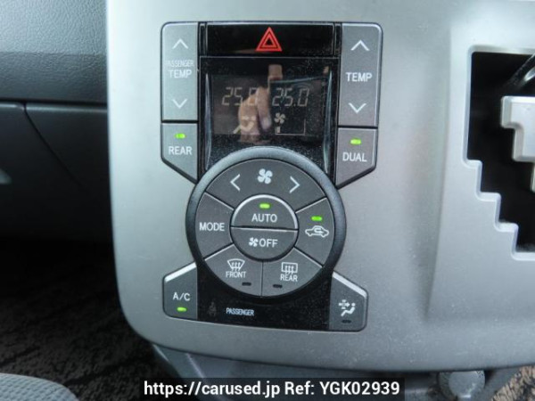 Used 2008 AT toyota noah ZRR70G Image[27]