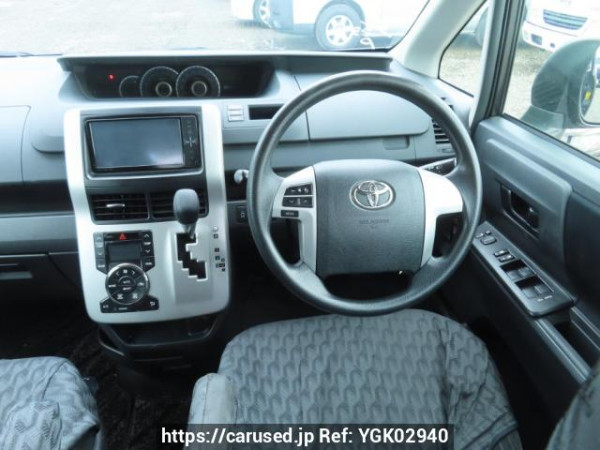 Used 2010 AT toyota noah ZRR75G Image[25]