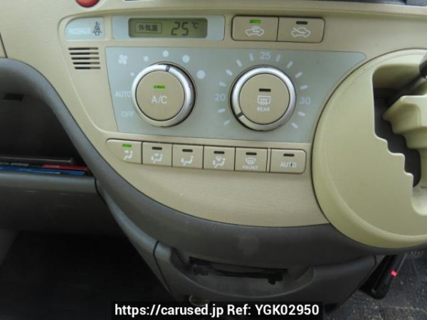 Used 2003 AT toyota sienta NCP81G Image[27]