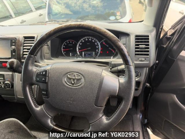 Used 2017 AT toyota regiusace-van KDH201V Image[9]