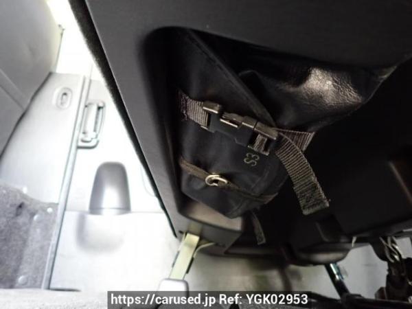 Used 2017 AT toyota regiusace-van KDH201V Image[43]